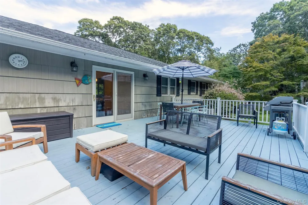 485 Pine Road Southold, NY 11971