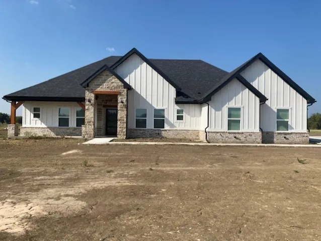 2544 W FM 1566 Celeste, TX 75423