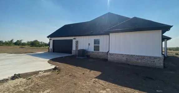 2544 W FM 1566 Celeste, TX 75423