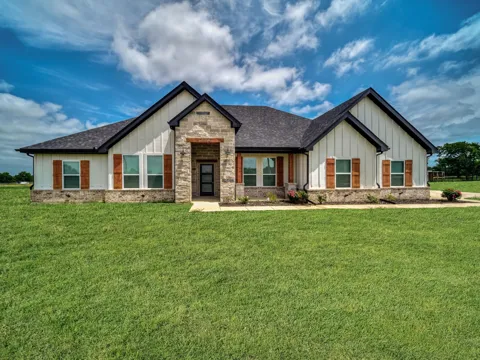 2544 W FM 1566