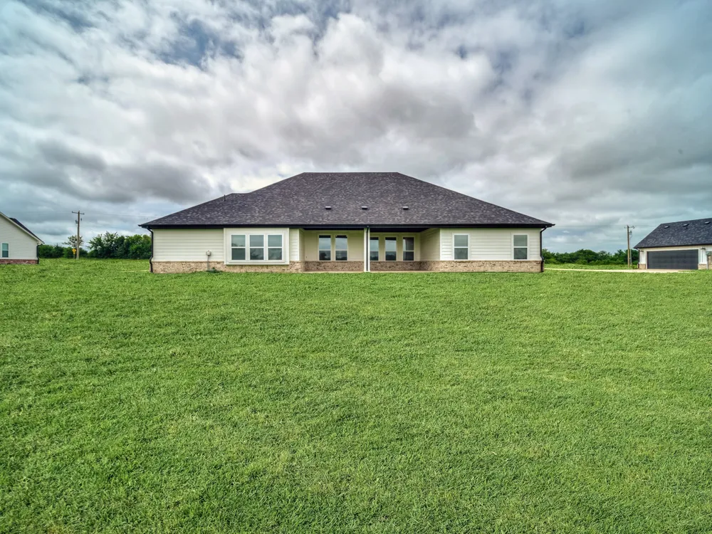 2544 W FM 1566 Celeste, TX 75423