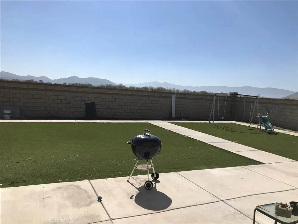 12045 tributary way Jurupa Valley, CA 91752
