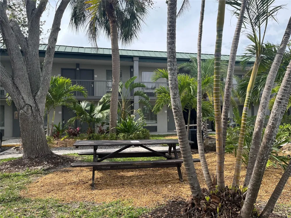 7150 TAMIAMI TRAIL #S510 Sarasota, FL 34243