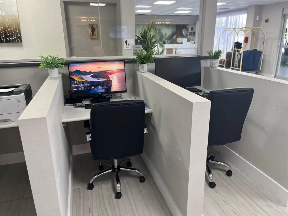 7150 TAMIAMI TRAIL #S510 Sarasota, FL 34243
