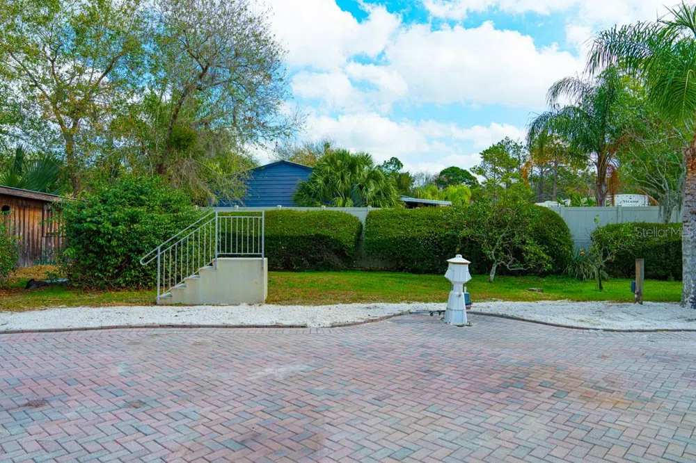 6861 AMANDA VISTA CIRCLE Land O Lakes, FL 34637