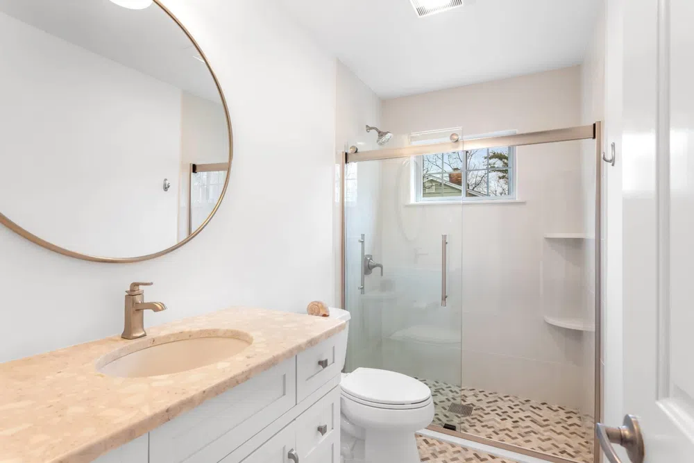 15 Birchwood Lane East Quogue, NY 11942