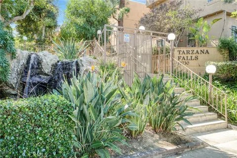 18730 Hatteras Street #49