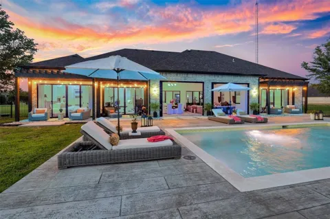 255 Private Road 5941