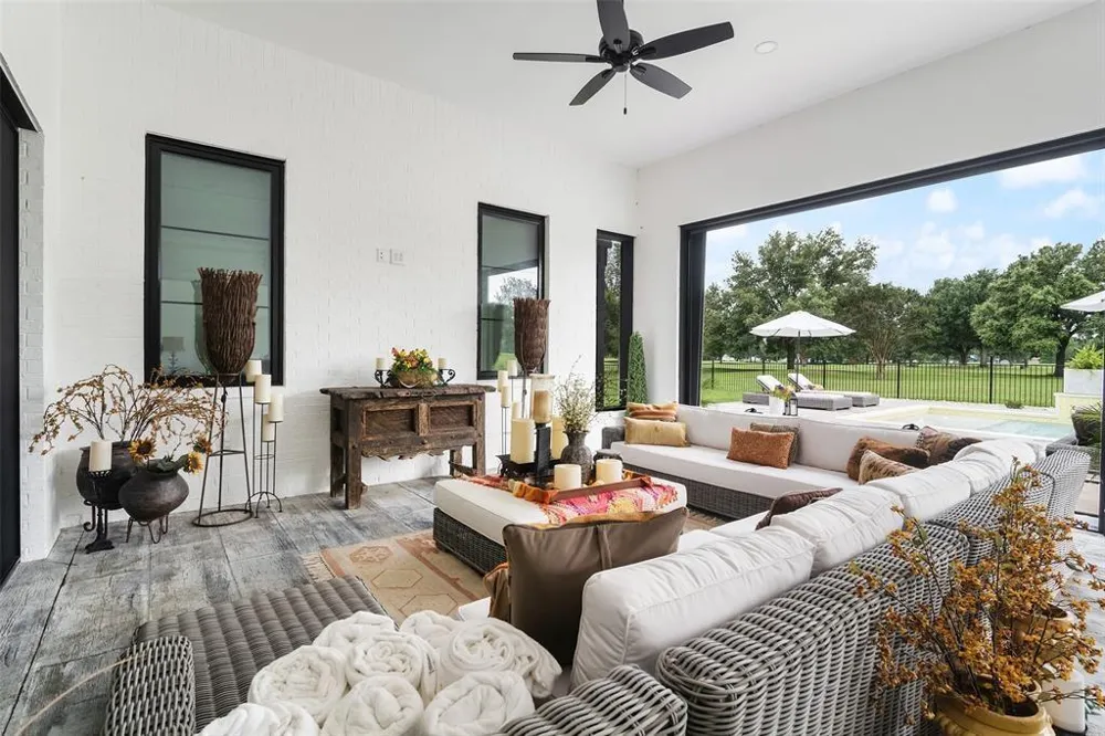 255 Private Road 5941 Emory, TX 75440
