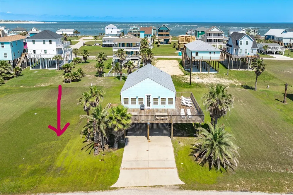 13026 Coronado Drive Freeport, TX 77541