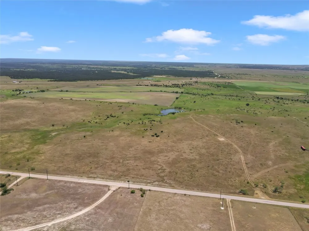 10600 County Road 210 Road Bertram, TX 78605