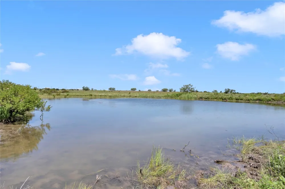 10600 County Road 210 Road Bertram, TX 78605