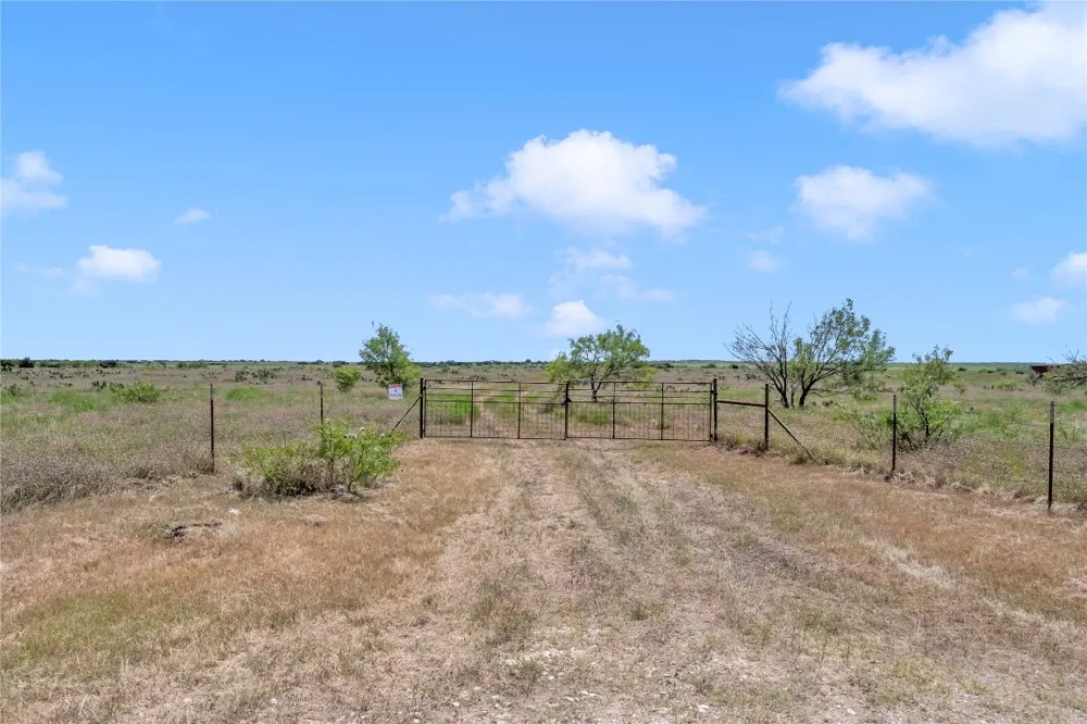 10600 County Road 210 Road Bertram, TX 78605