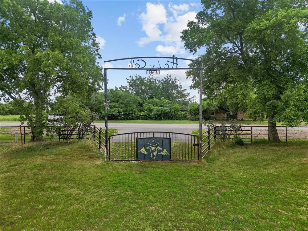 FM 2450 Sanger, TX 76266