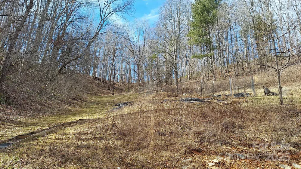 103 Barn Road Burnsville, NC 28714