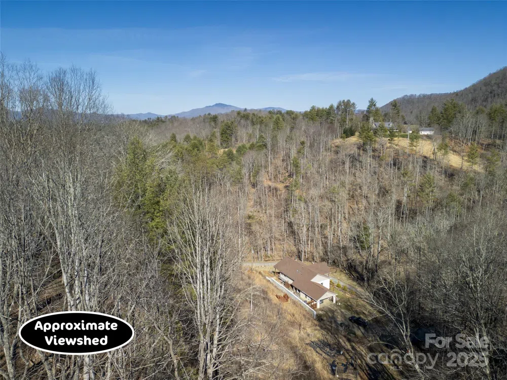 103 Barn Road Burnsville, NC 28714