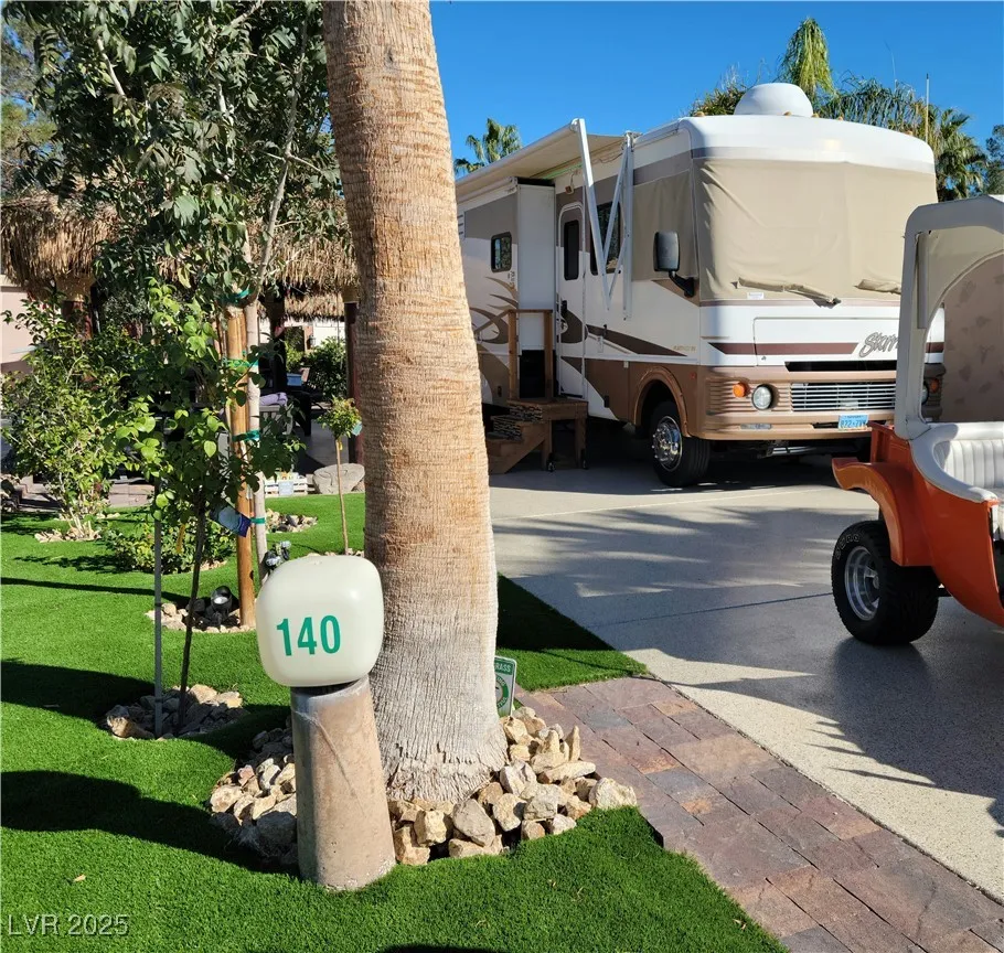 8175 Arville Street #140 Las Vegas, NV 89139