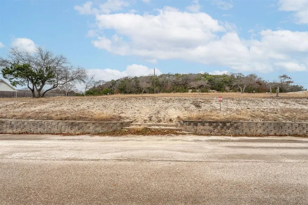 Avenue W #10 & #11 Clifton, TX 76634