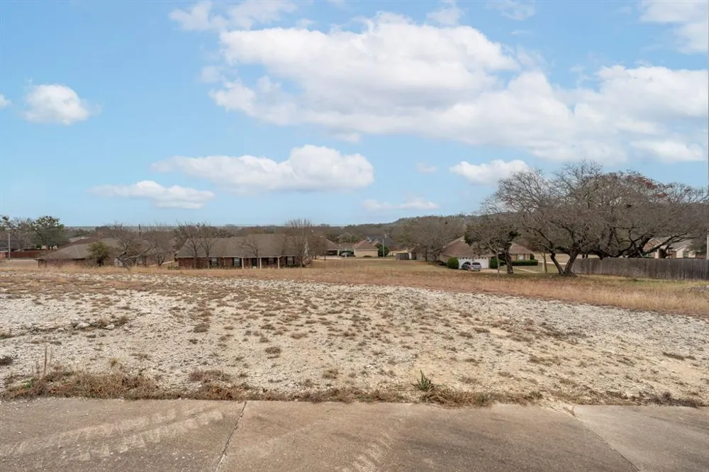 Avenue W #10 & #11 Clifton, TX 76634