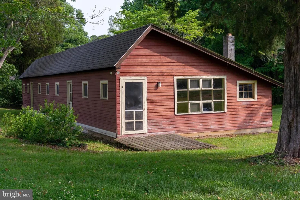 19700 MULBERRY FIELDS ROAD Leonardtown, MD 20650