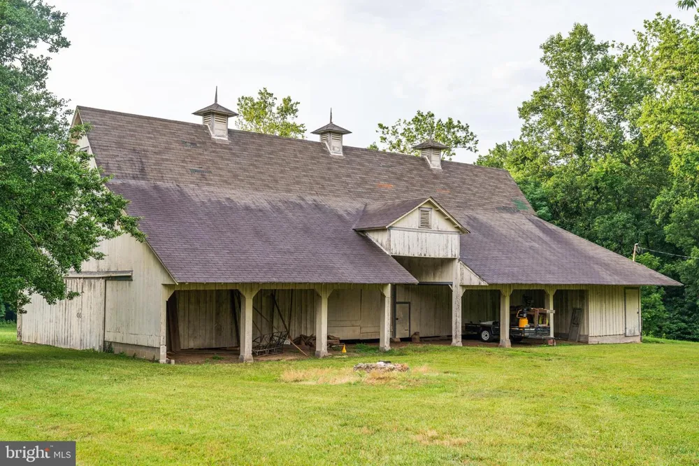 19700 MULBERRY FIELDS ROAD Leonardtown, MD 20650