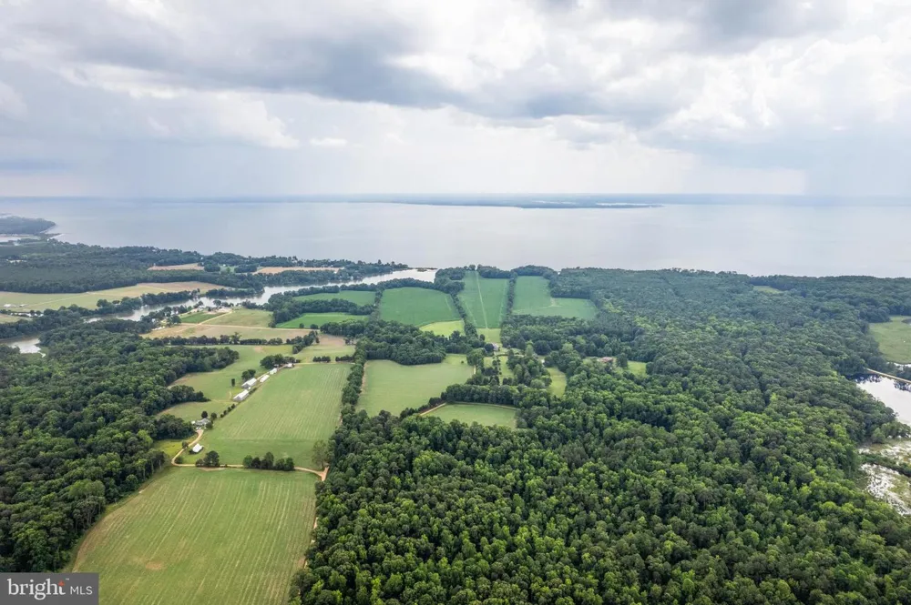 19700 MULBERRY FIELDS ROAD Leonardtown, MD 20650