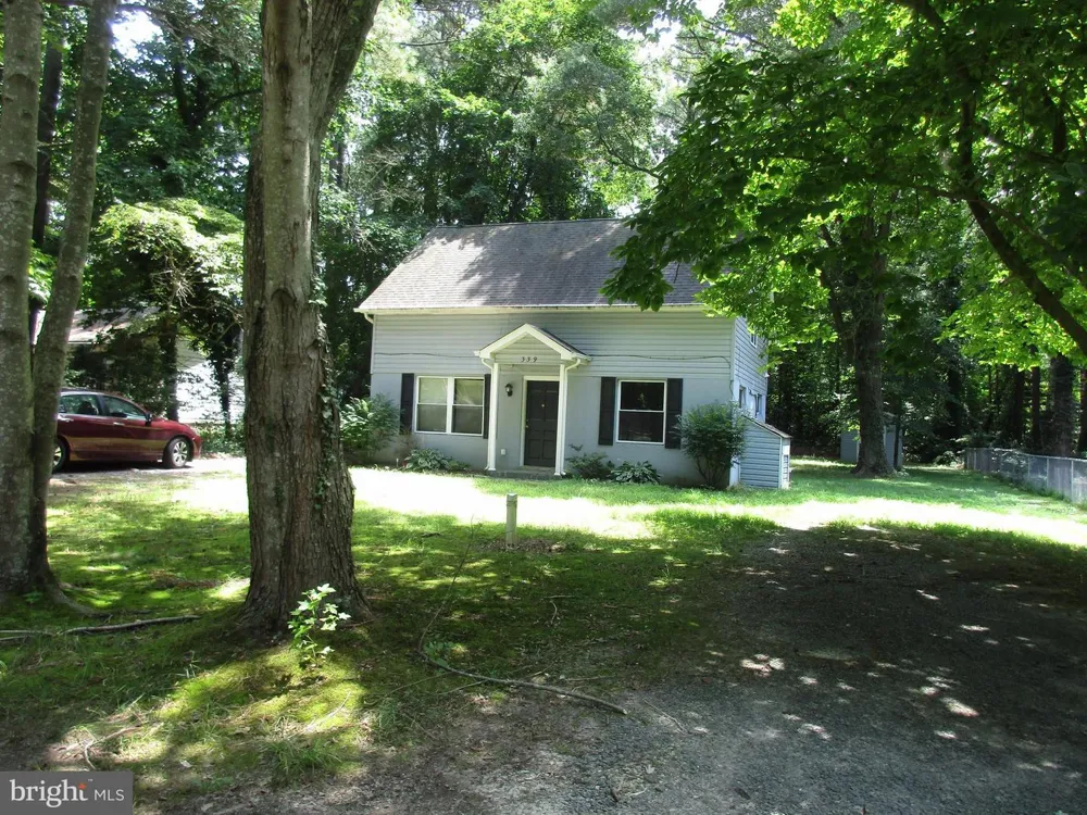 422 LESSIN DRIVE Lusby, MD 20657
