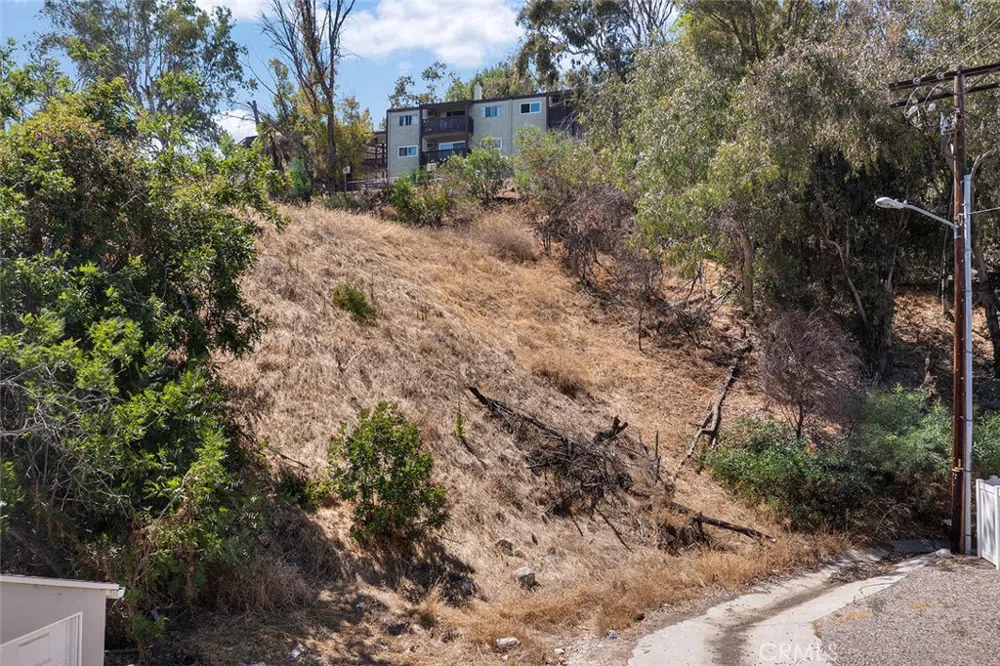 300 S Avenue 58 Highland Park, CA 90042