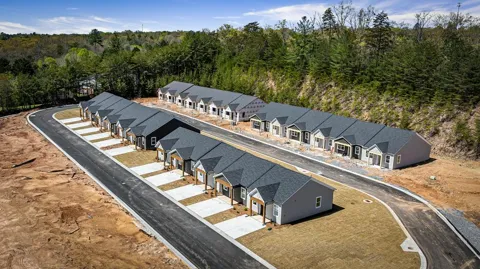 Unit 27 Grove Loop
