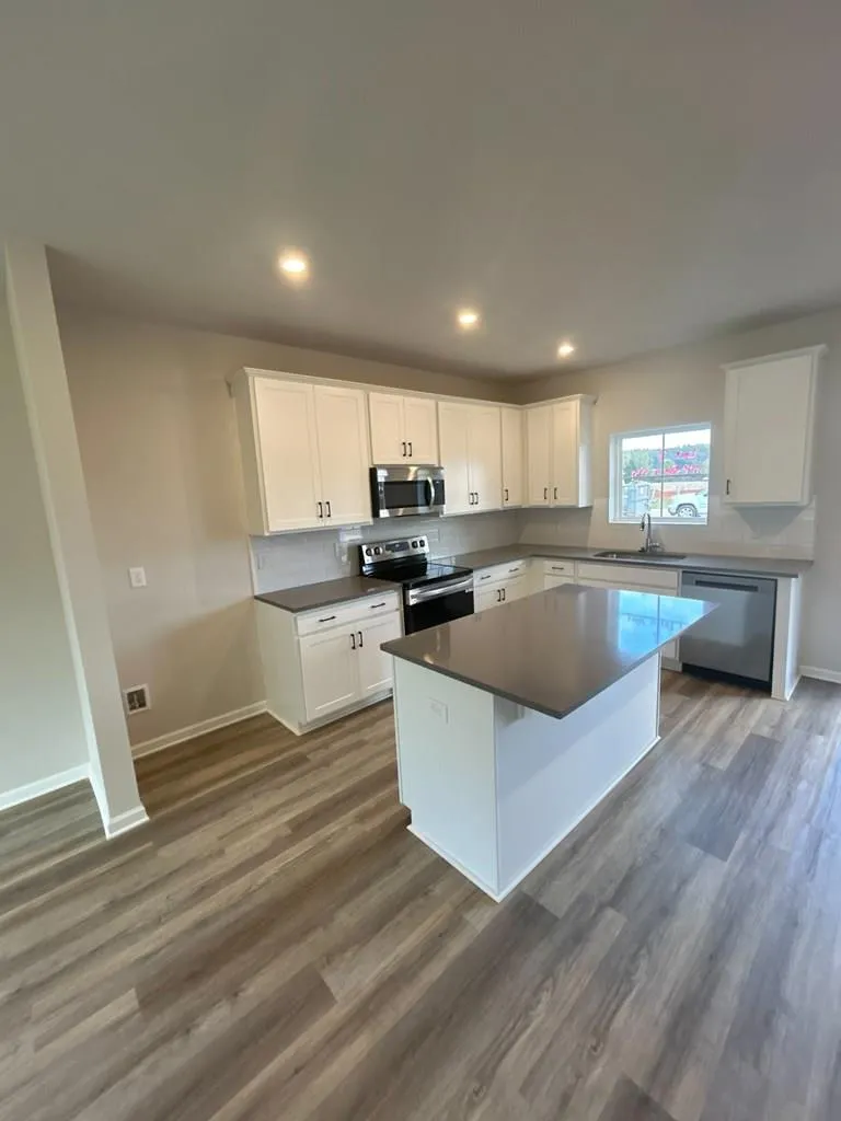 Unit 27 Grove Loop Blue Ridge, GA 30513