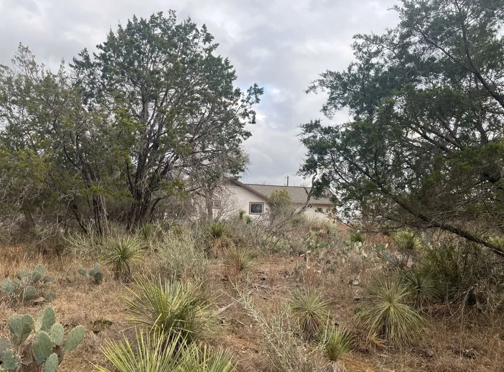261 W Briarway Drive Granite Shoals, TX 78654