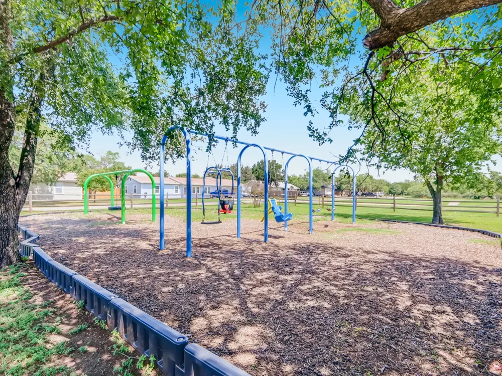 468 Aspen Lane Cottonwood Shores, TX 78657