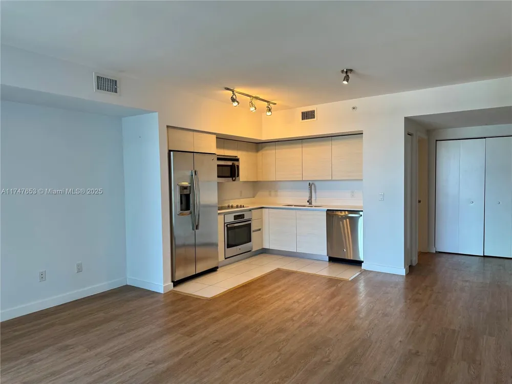 4250 Biscayne Blvd #1006 Miami, FL 33137
