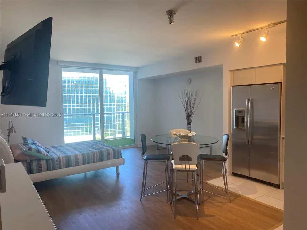 4250 Biscayne Blvd #1006 Miami, FL 33137
