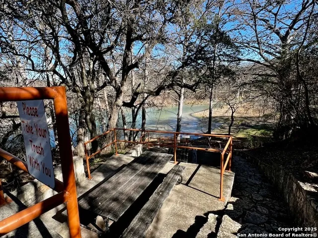330 Madrone Concan, TX 78838
