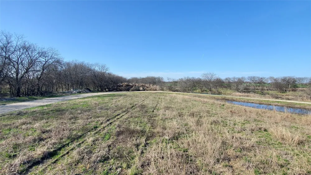 400 W HWY 22 Frost, TX 76641