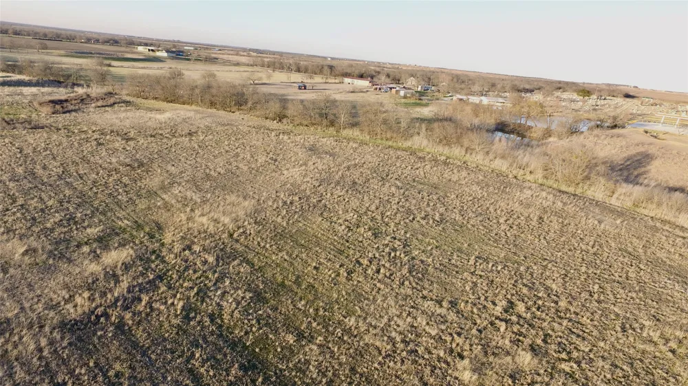 400 W HWY 22 Frost, TX 76641
