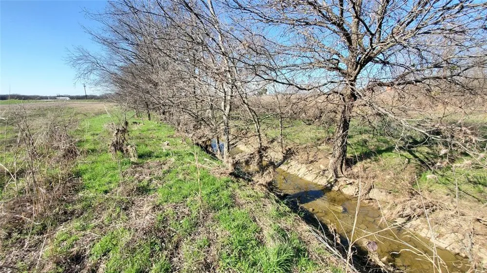 400 W HWY 22 Frost, TX 76641