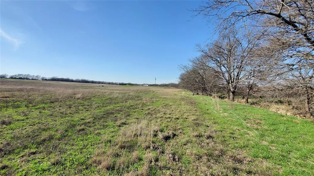 400 W HWY 22 Frost, TX 76641