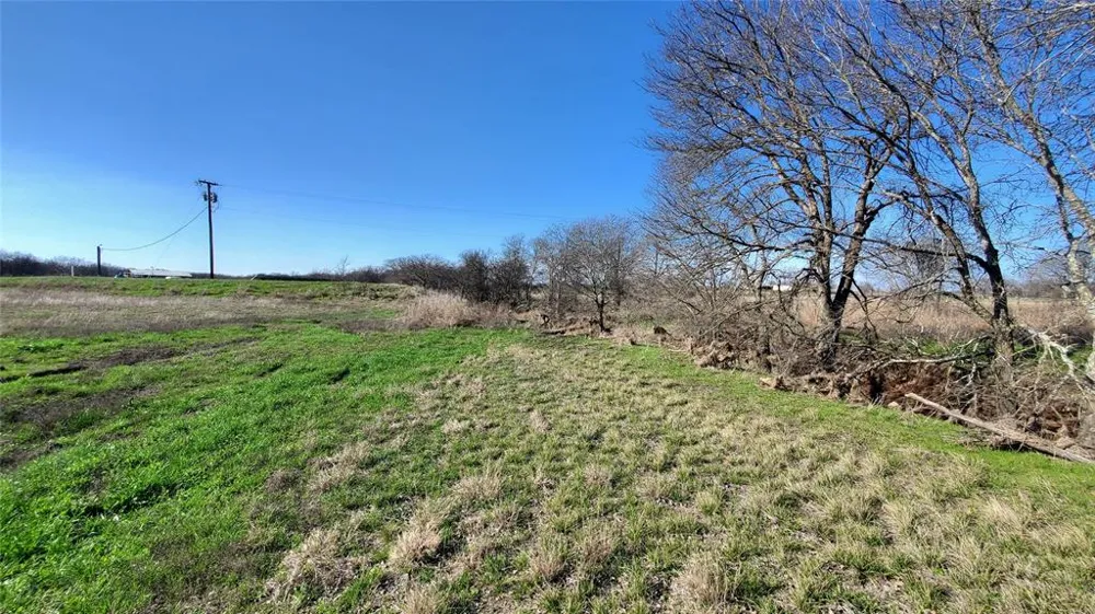 400 W HWY 22 Frost, TX 76641