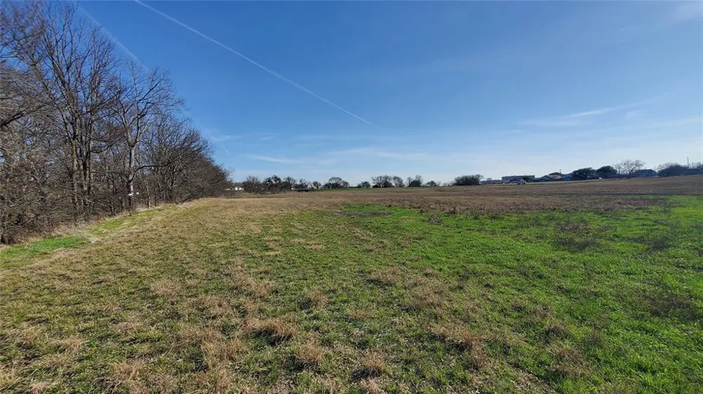 400 W HWY 22 Frost, TX 76641