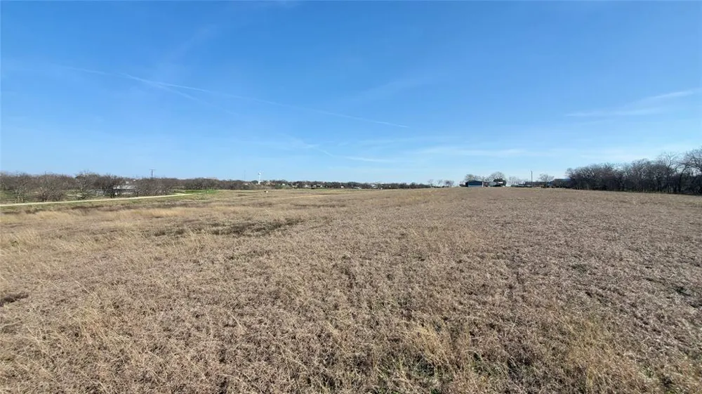 400 W HWY 22 Frost, TX 76641