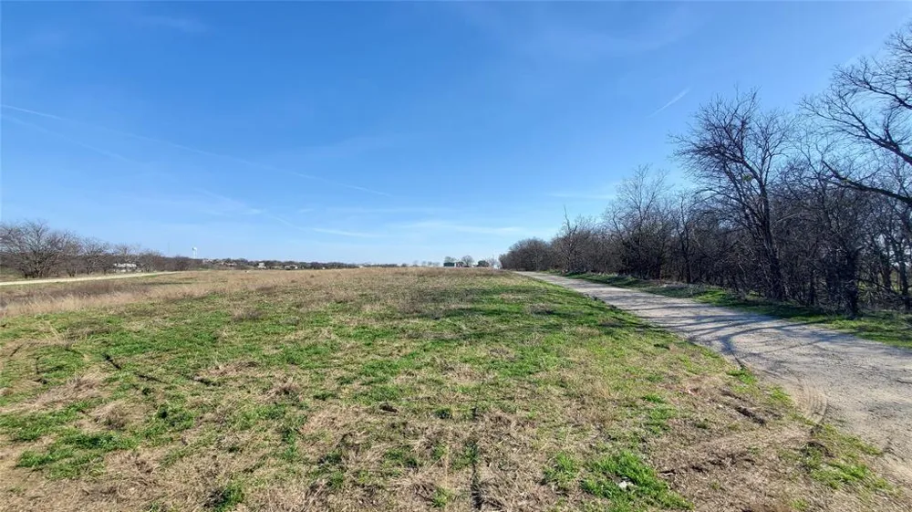 400 W HWY 22 Frost, TX 76641