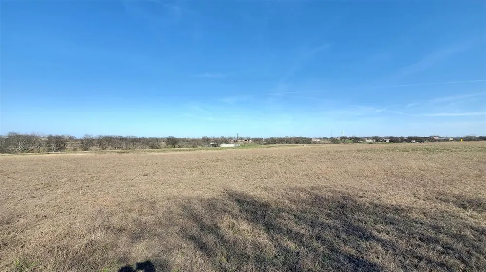 400 W HWY 22 Frost, TX 76641