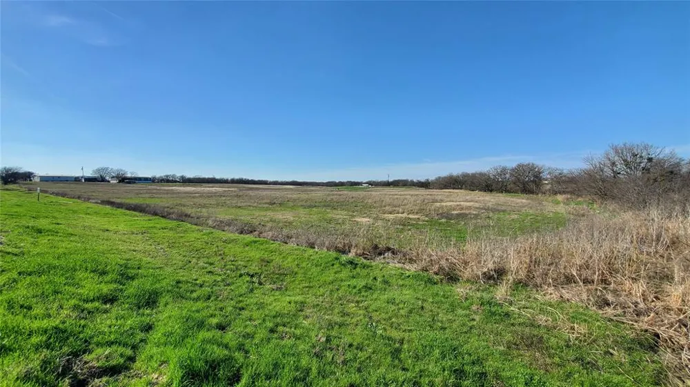 400 W HWY 22 Frost, TX 76641