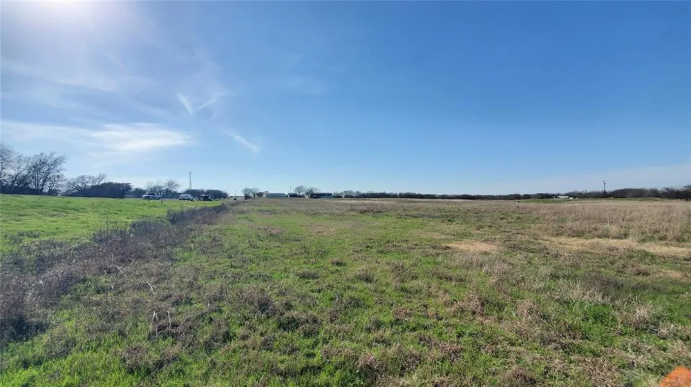 400 W HWY 22 Frost, TX 76641