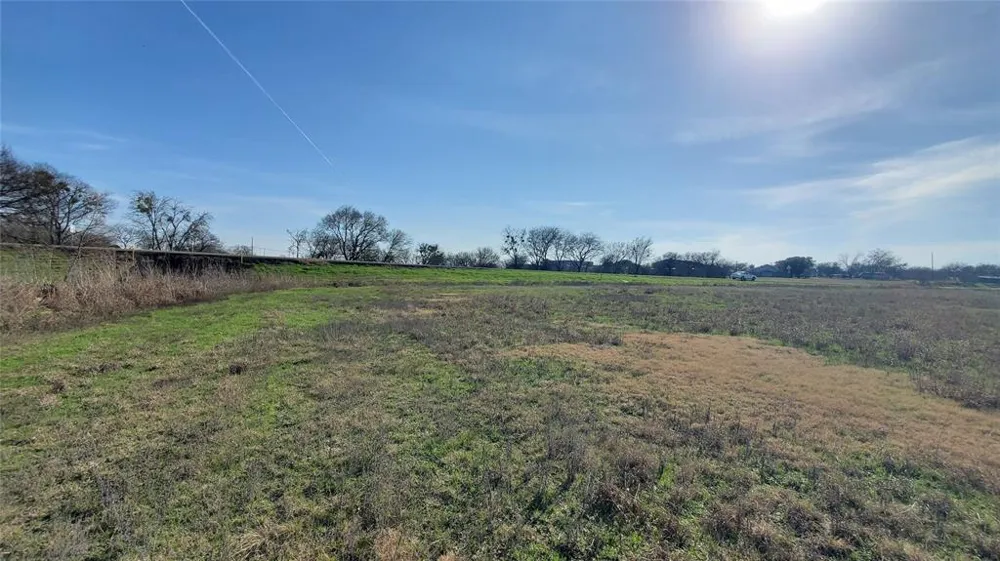 400 W HWY 22 Frost, TX 76641