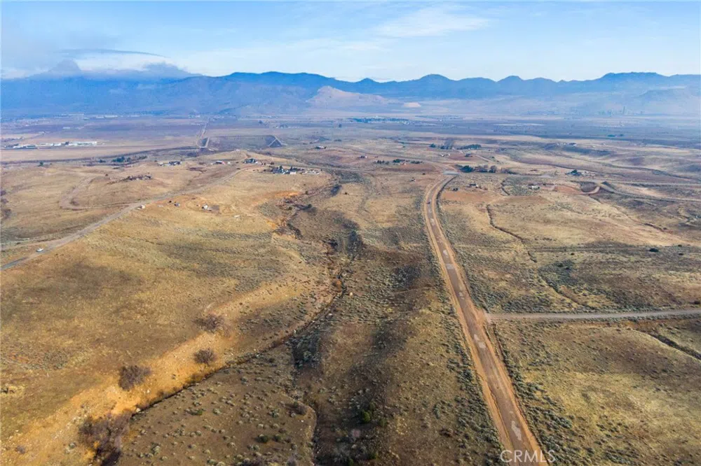 Summers Drive Tehachapi, CA 93561