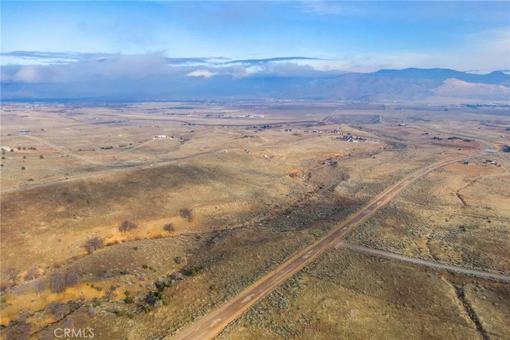 Summers Drive Tehachapi, CA 93561