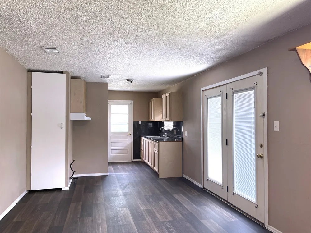901 Washington Street Teague, TX 75860